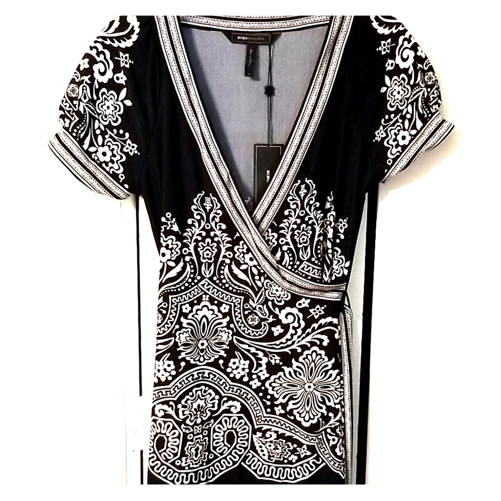 BCBG MaxAzaria surplice top with tie waist